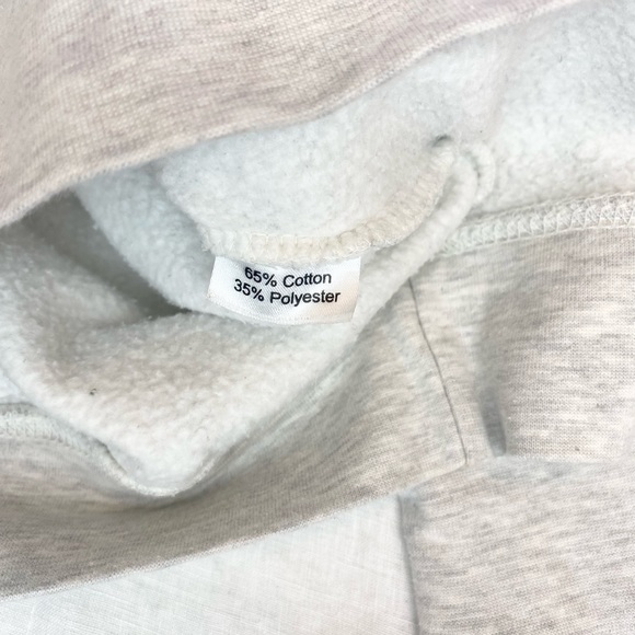 Quebec Embroidered Crewneck Sweatshirt - Picture 8 of 12